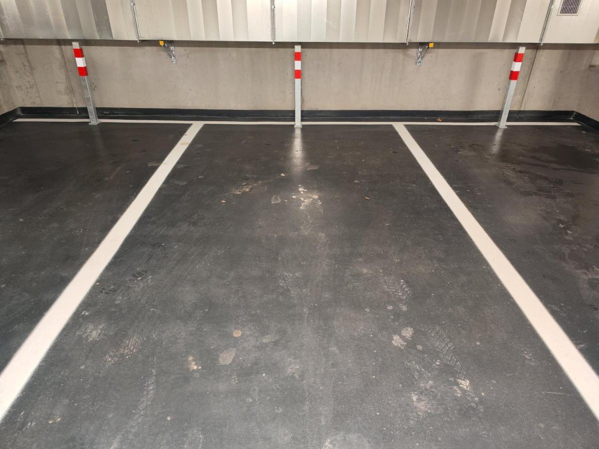Yarn - Brand New - Free Parking - Balcony With City View - Central Shopping Mall Bratislava Bagian luar foto